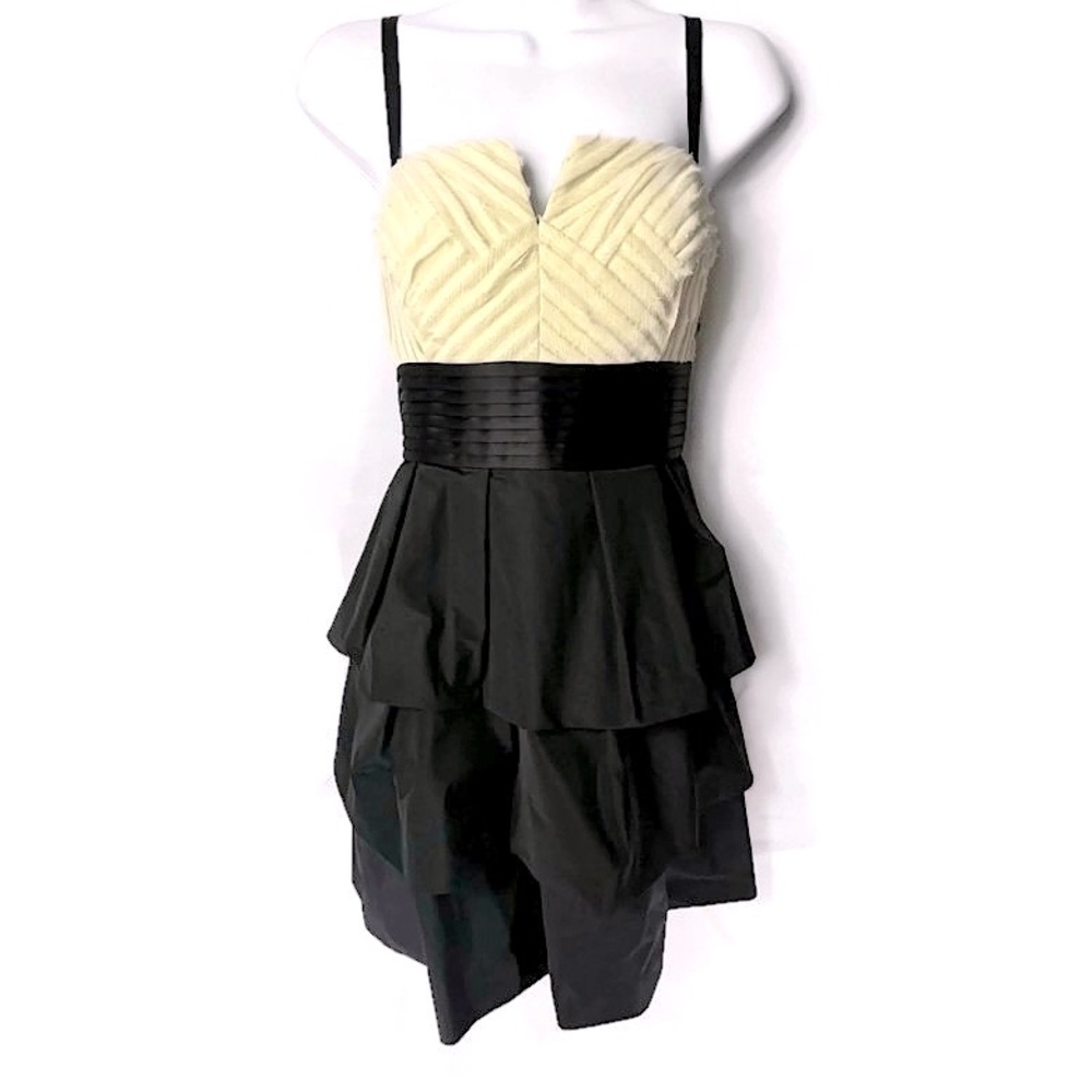BCBGMAXAZRIA | Sweetheart Neckline | Formal Mini Cocktail Prom Dress | Sz 6